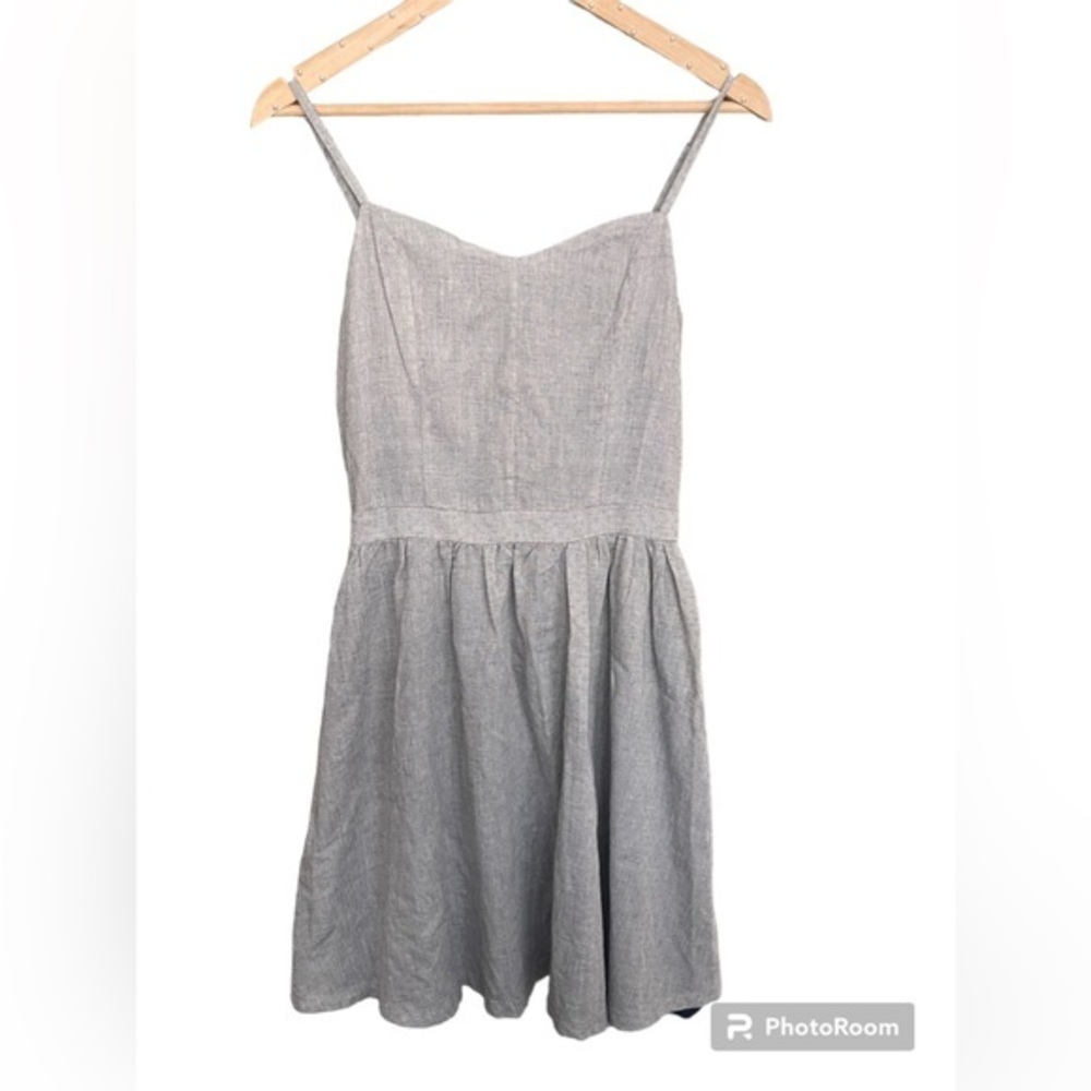 DONATING 03-15  gray empire‎ waist mini dress with polka dot detail